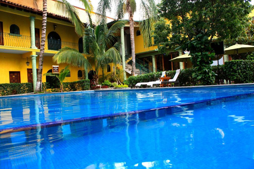 Hotel Oaxtepec Bagian luar foto